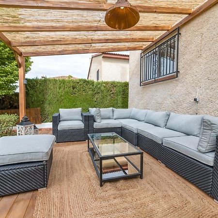 Chalet Con Piscina En Entorno Idilico ลาซูเบีย ภายนอก รูปภาพ